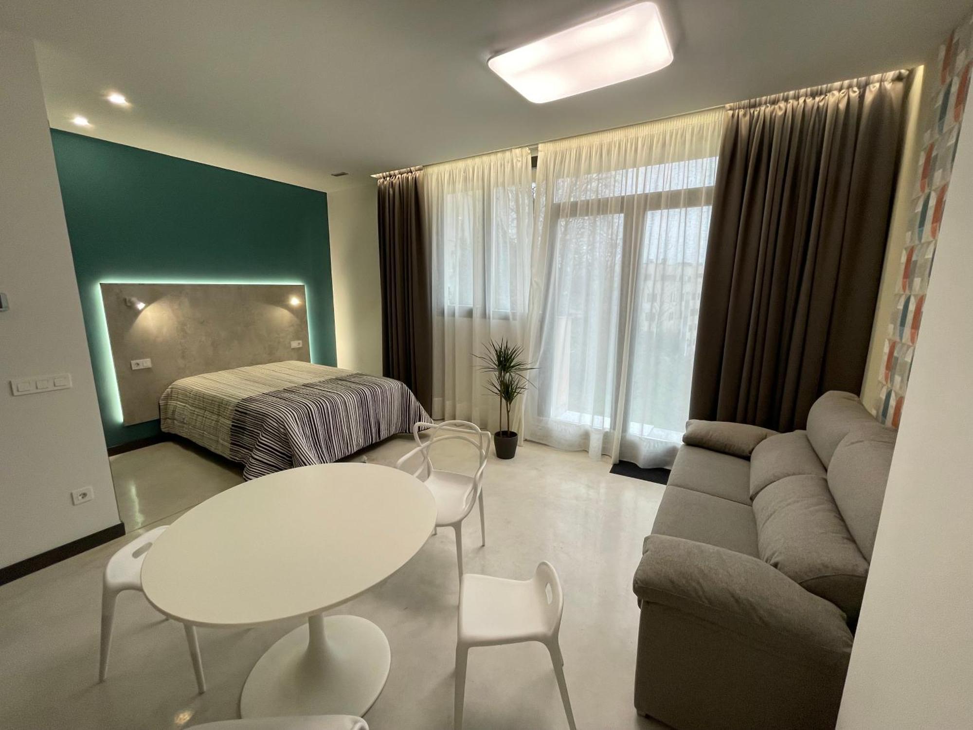 Aljama Burgos Aparthotel Buitenkant foto